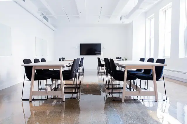 Les Clés pour Choisir une Expertise Financière Efficace