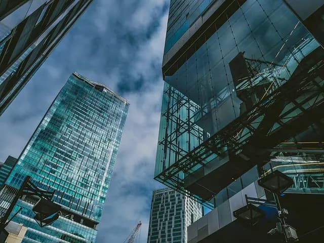 Les Meilleures Stratégies pour Choisir une Expertise Financière